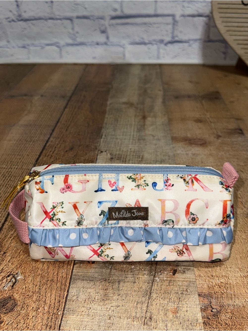 Girls Matilda Jane Heart To Heart Alphabet Pencil Case 
Pre owned good condition